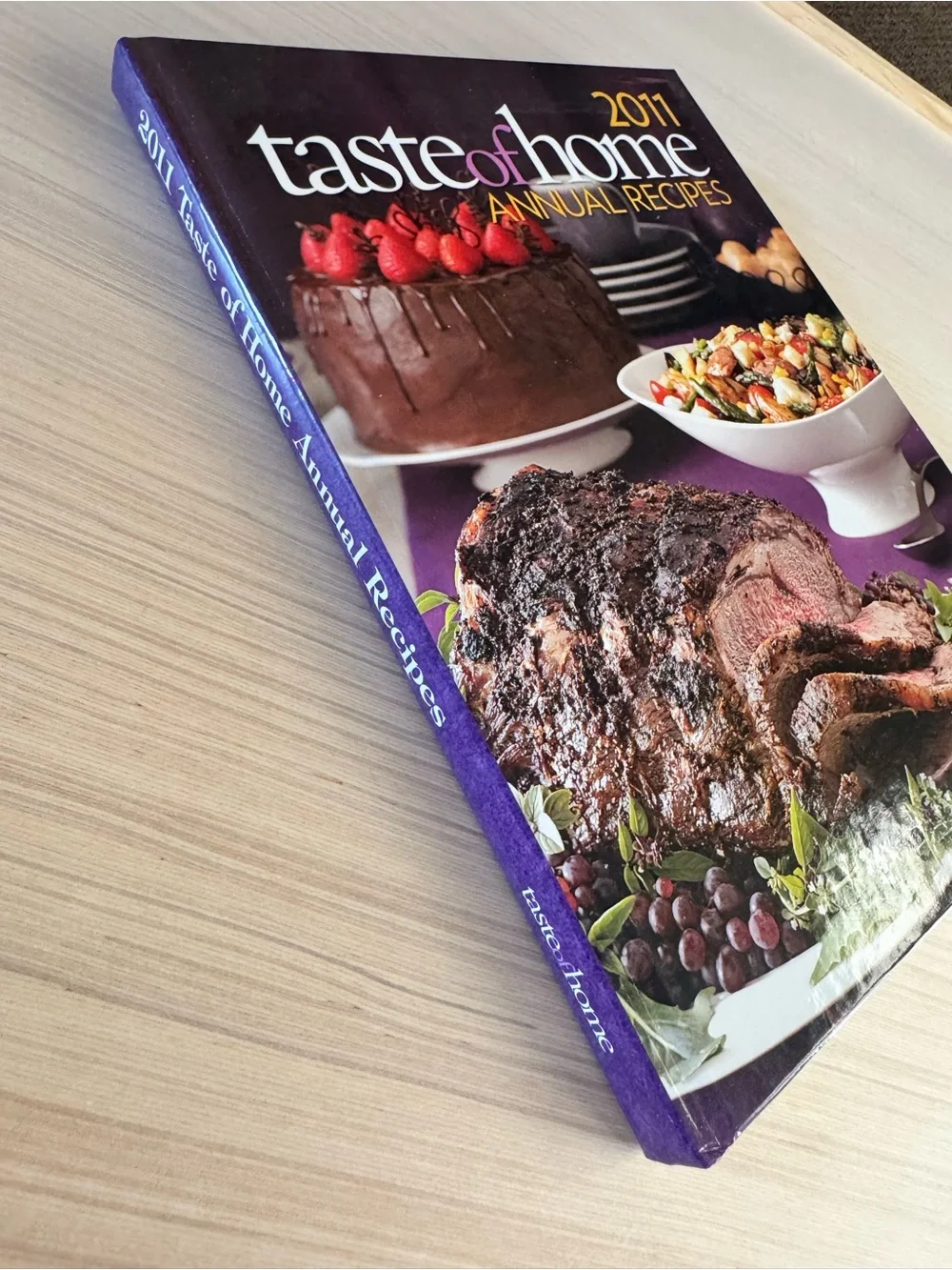 Taste of Home 2011 Annual Recipes Cookbook